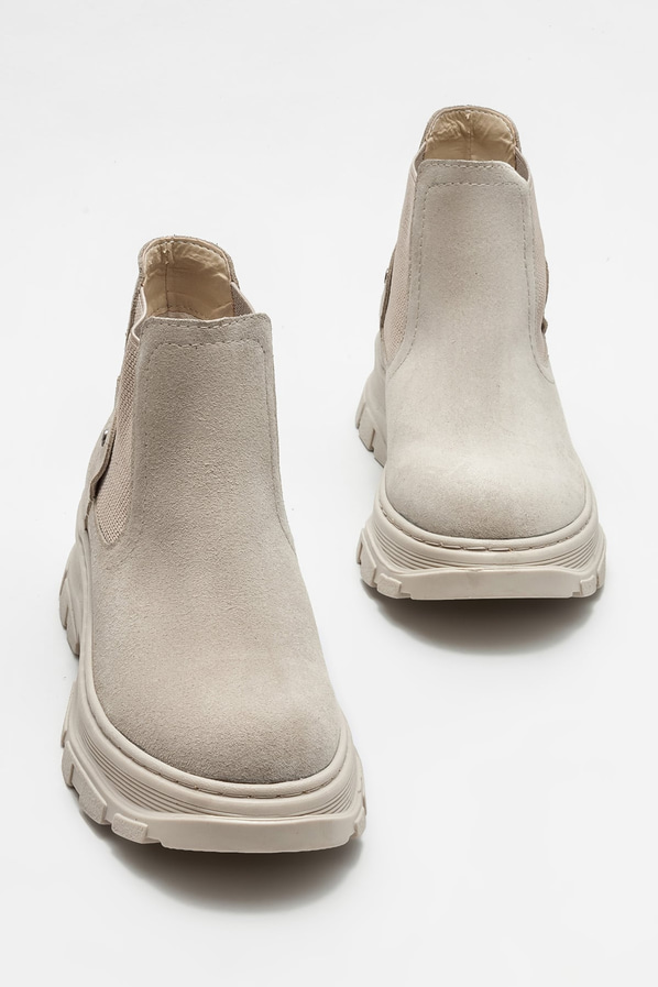 Bej deri düz kadın bot, günlük kullanım için - Elle Shoes