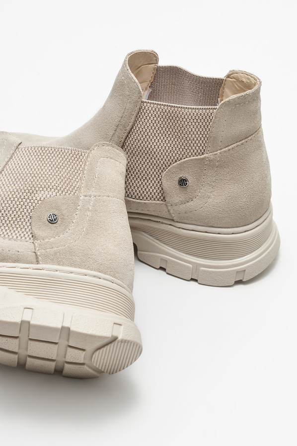 Bej deri düz kadın bot, günlük kullanım için - Elle Shoes