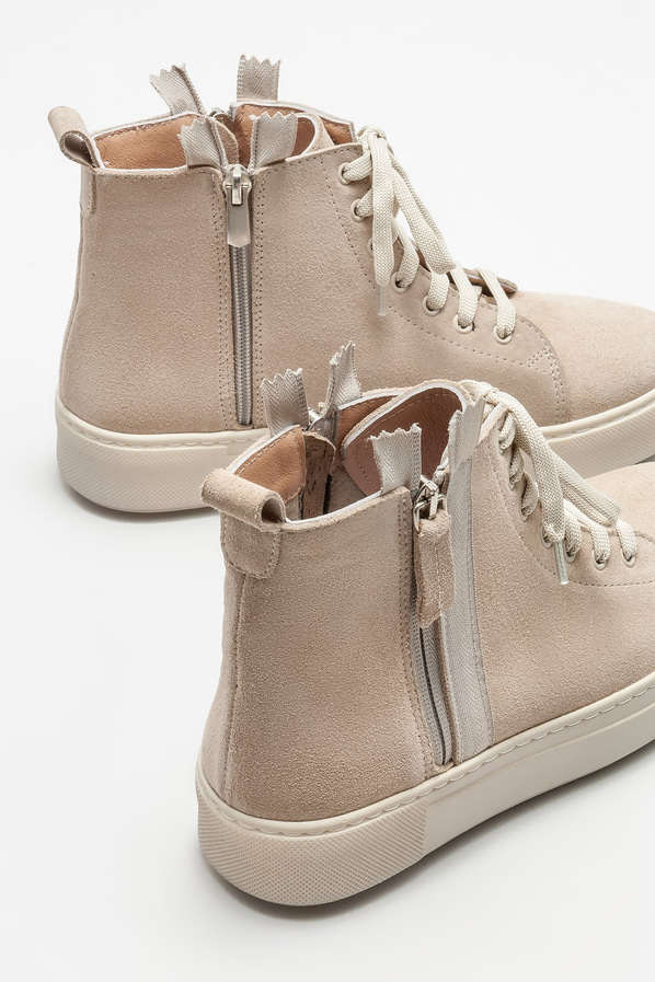 Bej deri kadın bot, günlük kullanım için - Elle Shoes