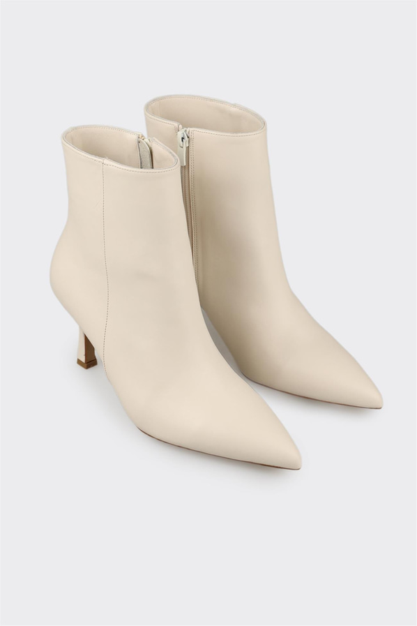 Bej Deri Kadın Klasik Bot