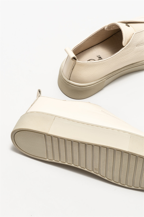 Bej deri kadın düz ayakkabı - Elle Shoes