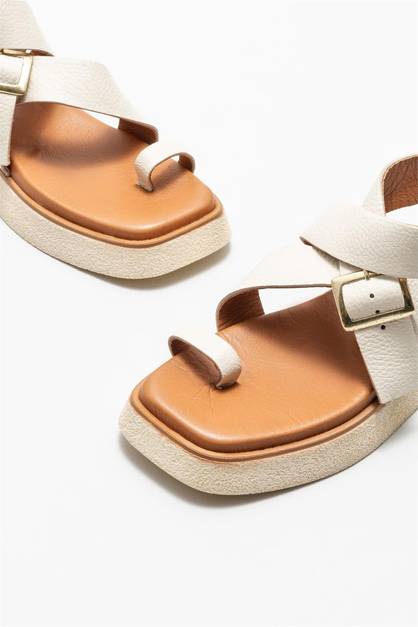 Bej deri kadın sandalet - Elle Shoes