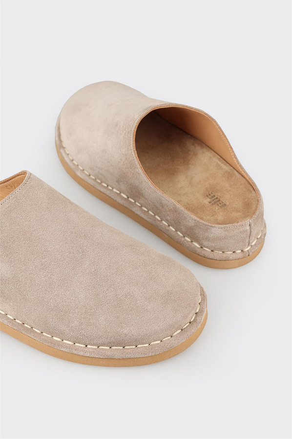 Bej kahve deri düz yumuşak dokulu kadın terlik, rahat kullanım için - Elle Shoes