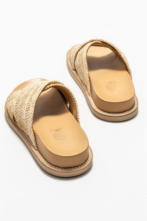 Bej deri kadın düz terlik - Elle Shoes