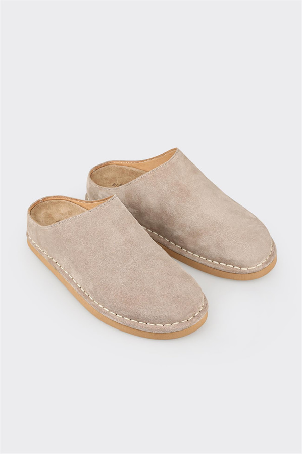 Bej kahve deri düz yumuşak dokulu kadın terlik, rahat kullanım için - Elle Shoes