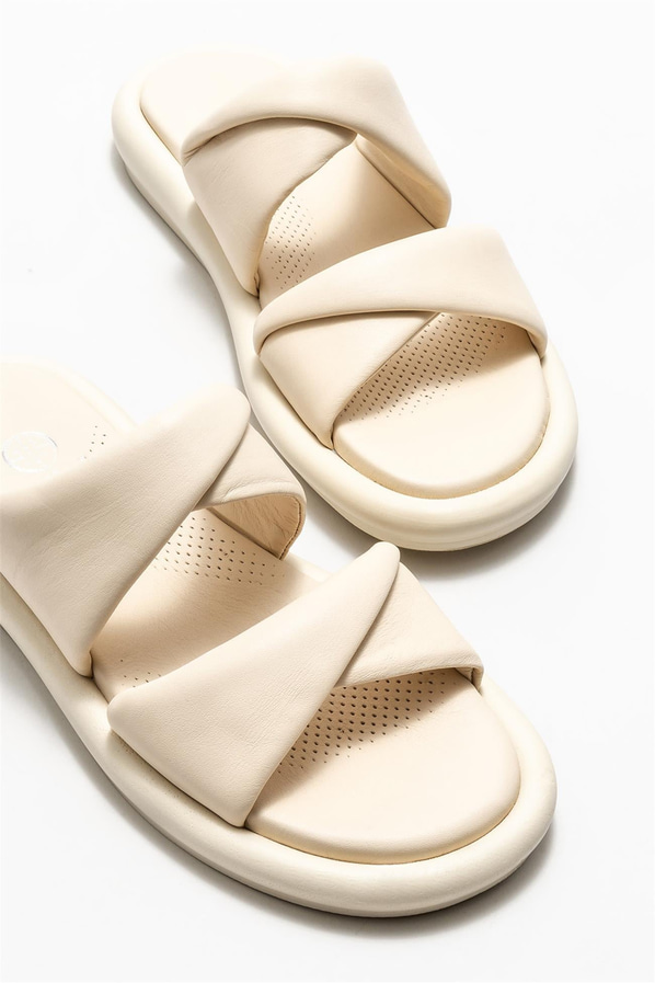 Bej deri kadın düz terlik - Elle Shoes