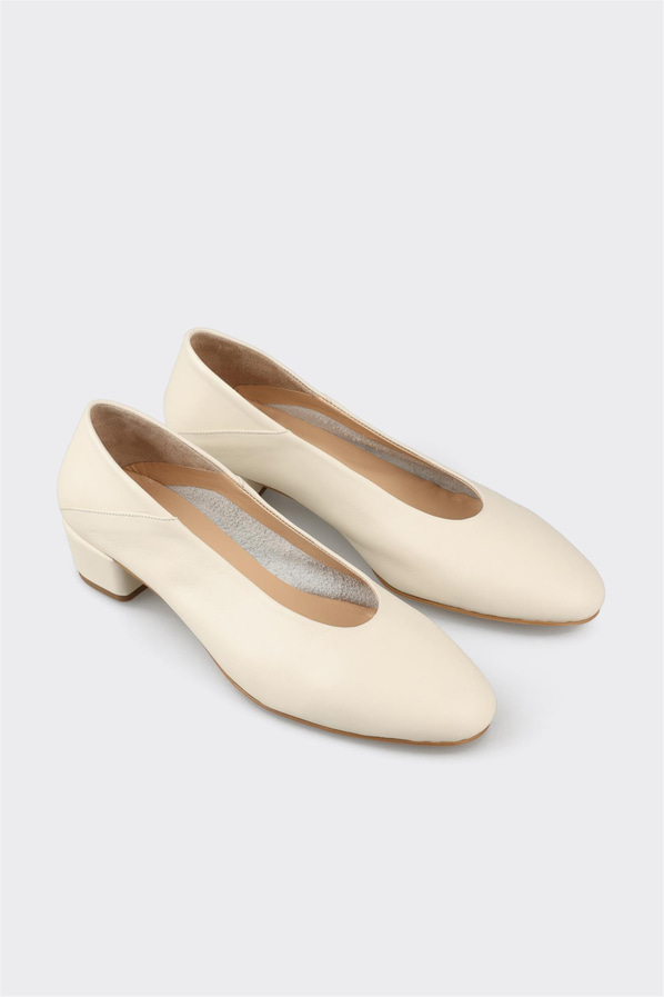 Bej deri topuklu kadın ayakkabı - Elle Shoes