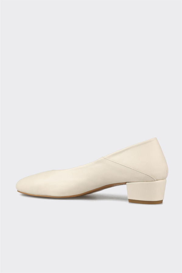 Bej deri topuklu kadın ayakkabı - Elle Shoes