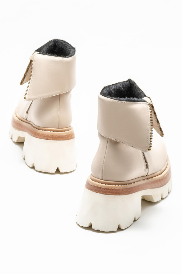Bej deri topuklu kadın bot - Elle Shoes
