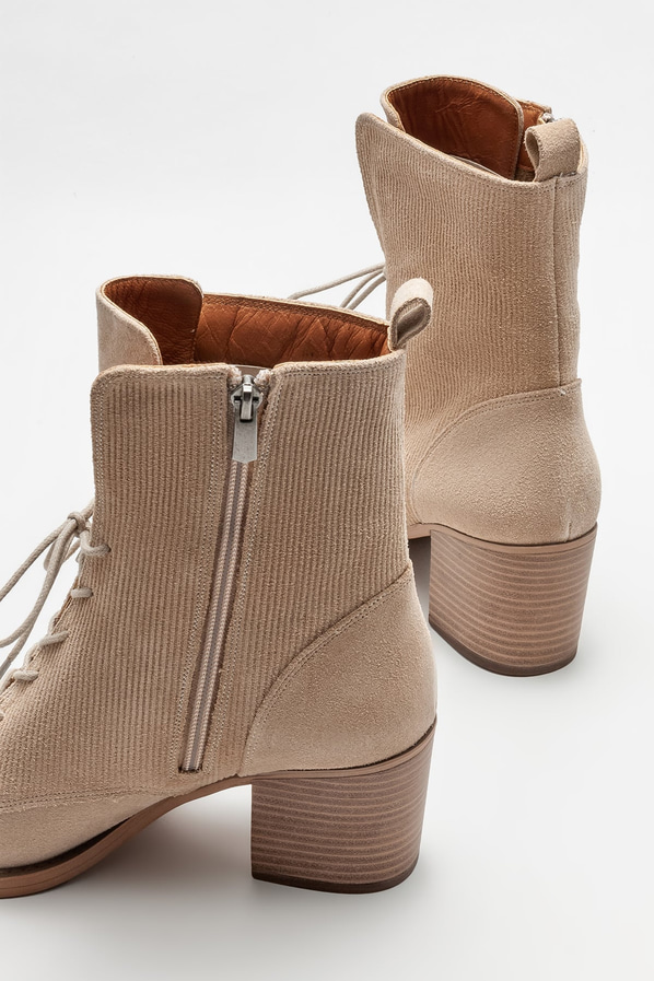 Bej deri topuklu kadın bot - Elle Shoes