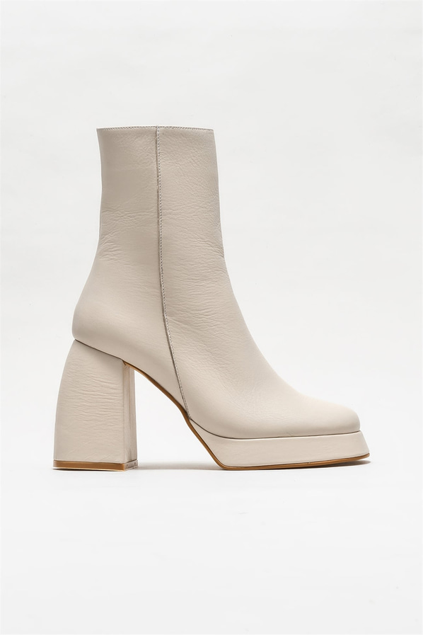 Bej deri topuklu kadın bot - Elle Shoes