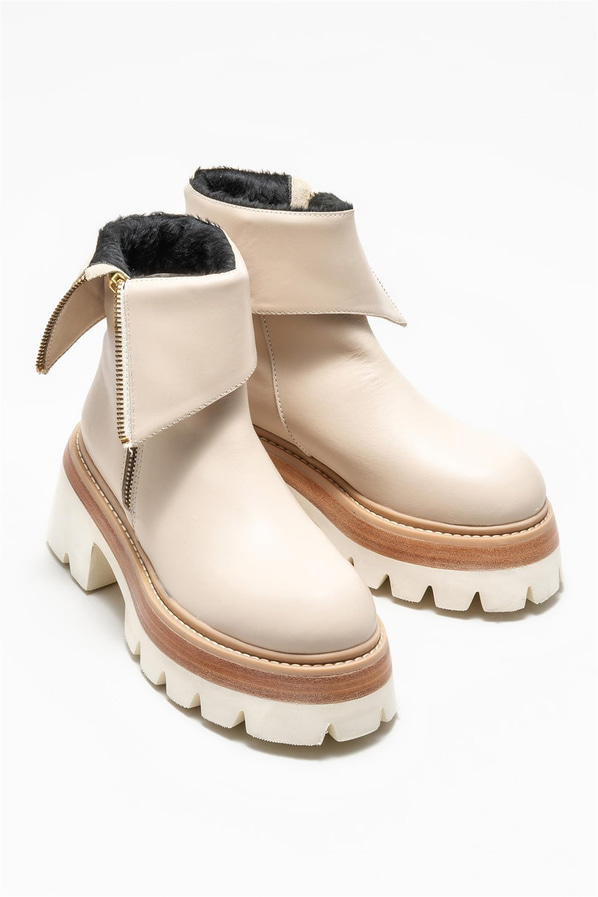 Bej deri topuklu kadın bot - Elle Shoes