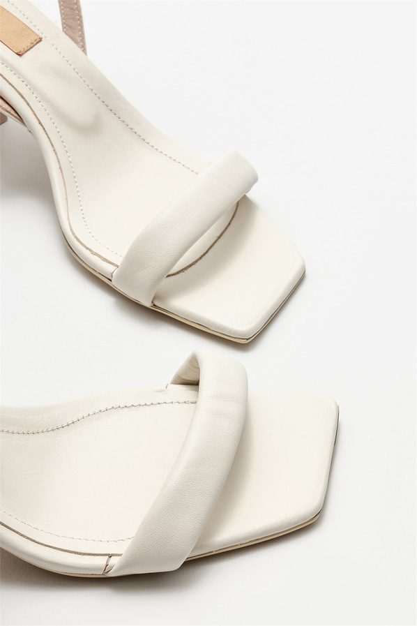 Bej deri topuklu kadın sandalet - Elle Shoes