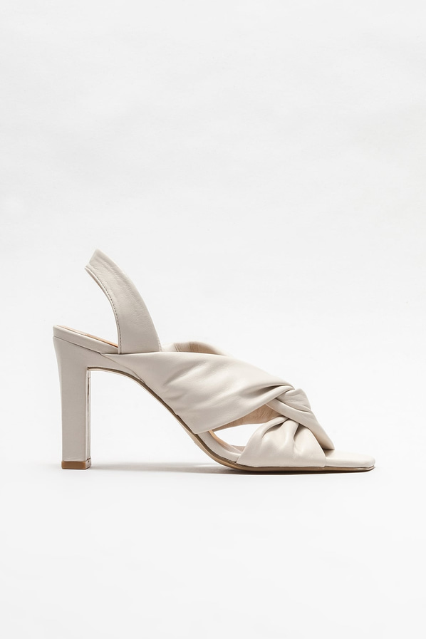Bej deri topuklu kadın sandalet - Elle Shoes