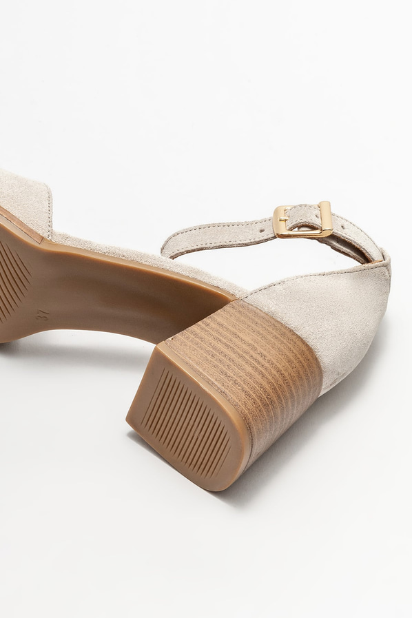 Bej deri topuklu kadın sandalet - Elle Shoes
