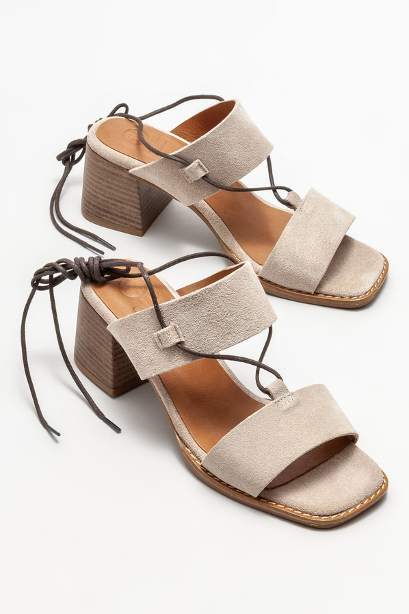 Bej deri topuklu kadın sandalet - Elle Shoes