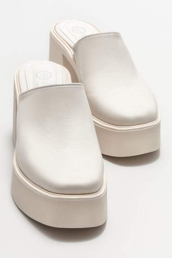 Bej deri topuklu kadın terlik - Elle Shoes