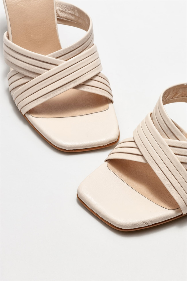 Bej deri topuklu kadın terlik - Elle Shoes