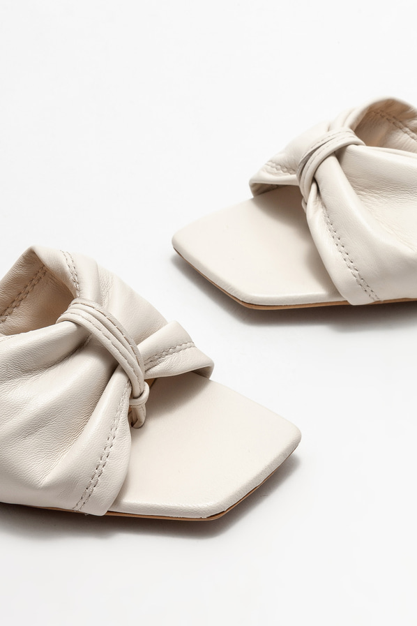 Bej deri topuklu kadın terlik - Elle Shoes
