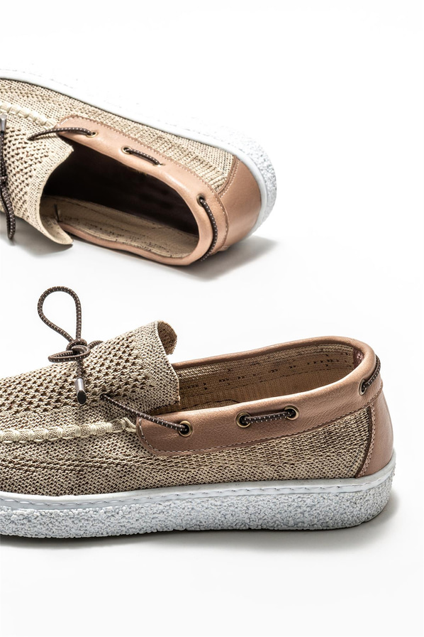 Bej erkek günlük ayakkabı, günlük kullanım için - Elle Shoes