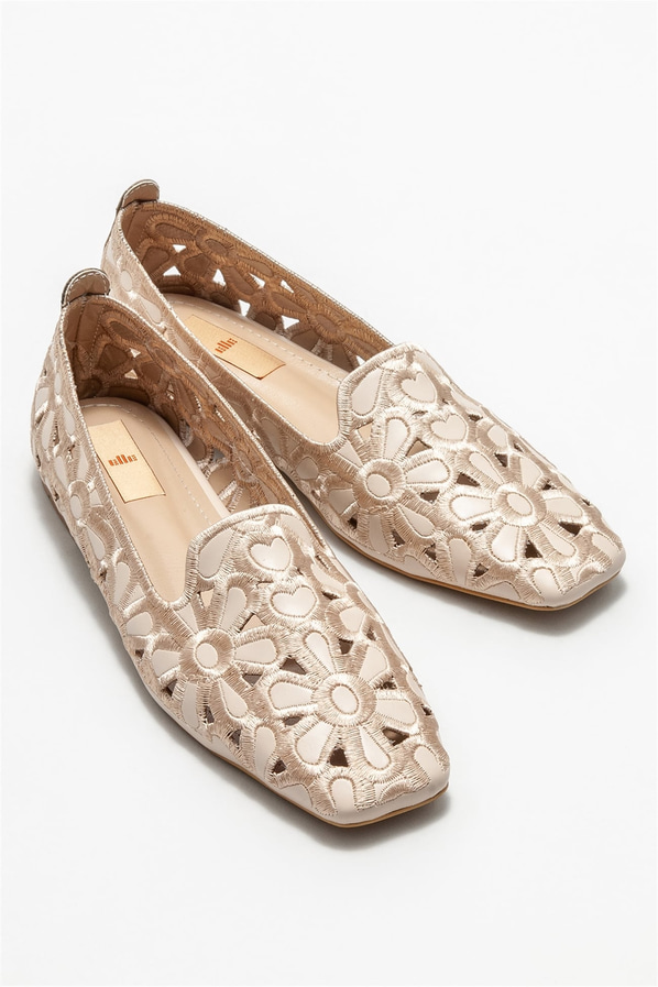Bej babet, günlük kullanım için - Elle Shoes