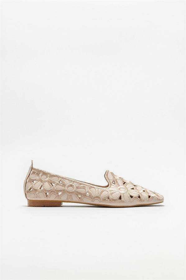 Bej babet, günlük kullanım için - Elle Shoes