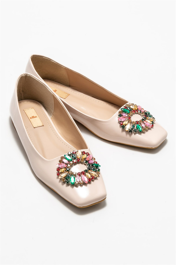 Bej kadın babet, günlük kullanım için - Elle Shoes