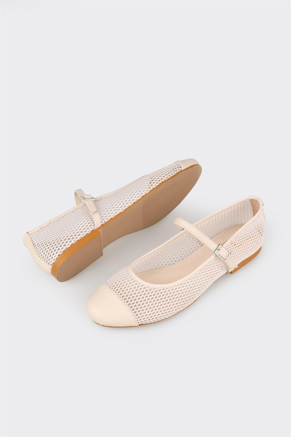 Bej kadın babet, günlük kullanım için - Elle Shoes