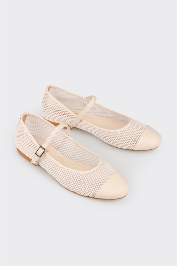 Bej kadın babet, günlük kullanım için - Elle Shoes