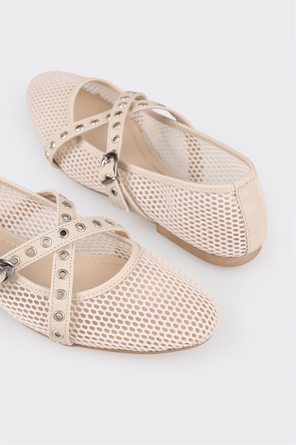 Bej kadın babet, günlük kullanım için - Elle Shoes