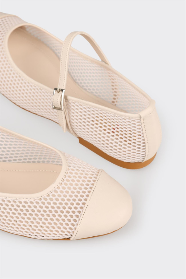Bej kadın babet, günlük kullanım için - Elle Shoes
