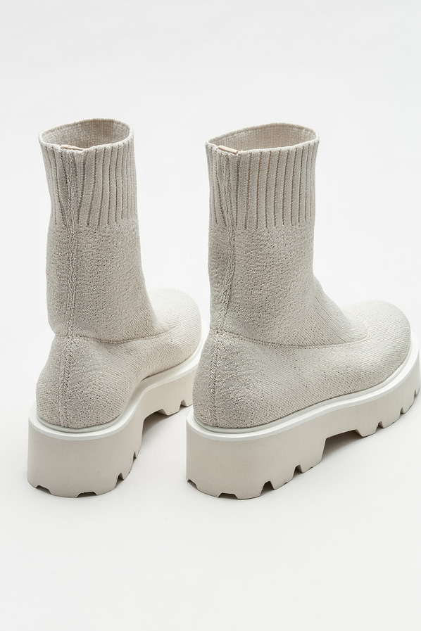 Bej düz kadın bot, günlük kullanım için - Elle Shoes