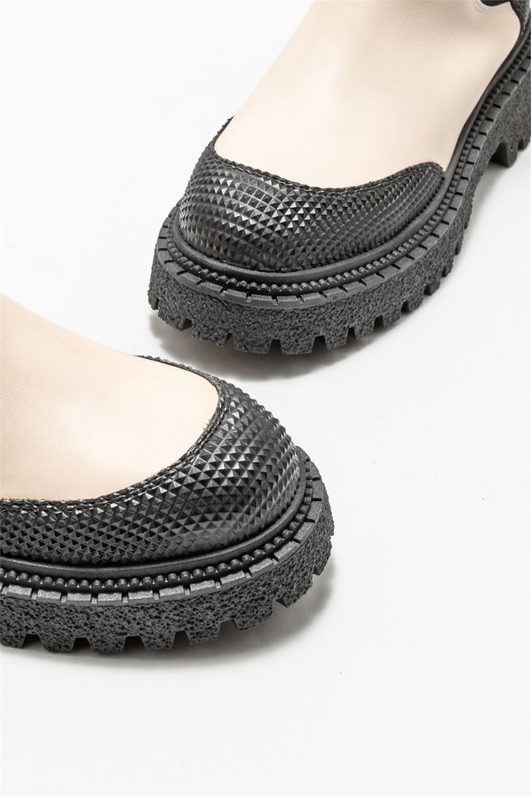 Bej düz kadın bot, günlük kullanım için - Elle Shoes