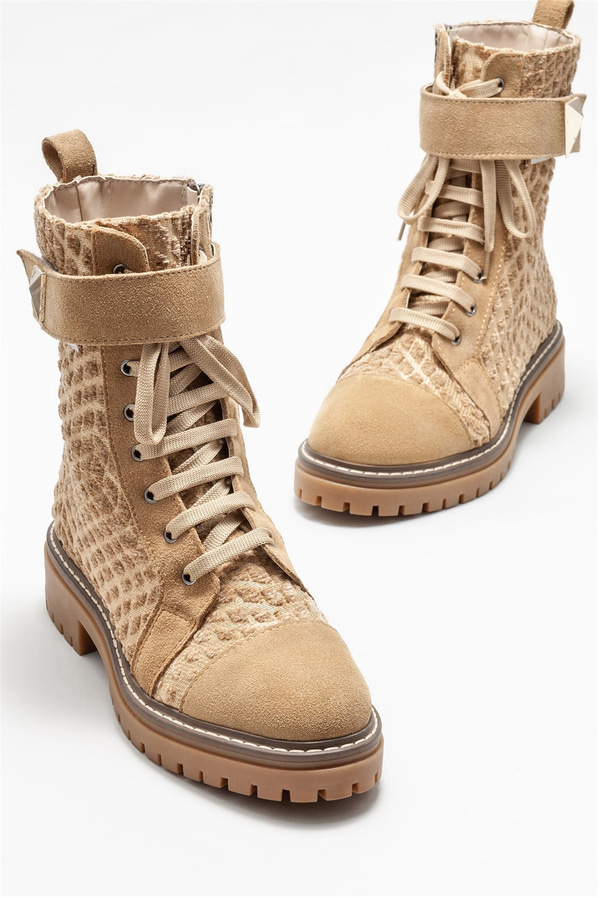 Bej düz kadın bot, günlük kullanım için - Elle Shoes
