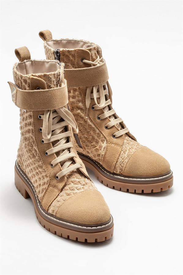 Bej düz kadın bot, günlük kullanım için - Elle Shoes