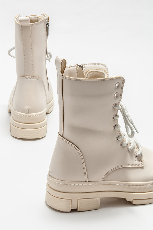 Bej düz kadın bot, günlük kullanım için - Elle Shoes