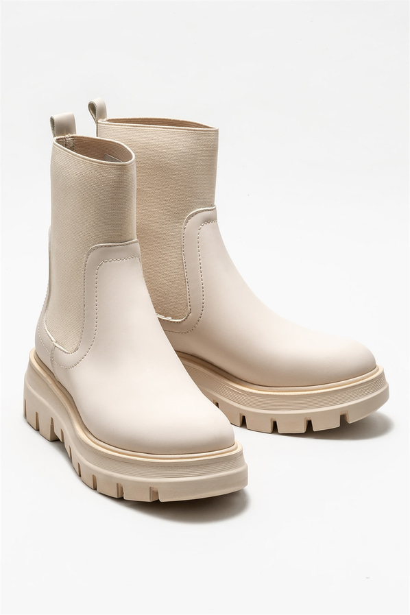Bej düz kadın bot, günlük kullanım için - Elle Shoes
