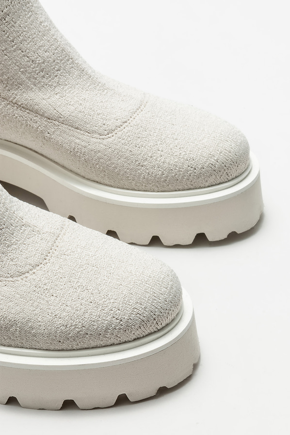 Bej düz kadın bot, günlük kullanım için - Elle Shoes
