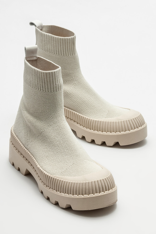 Bej kadın bot, günlük kullanım için - Elle Shoes