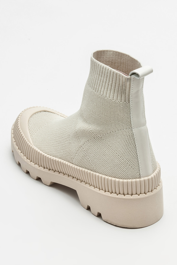 Bej kadın bot, günlük kullanım için - Elle Shoes