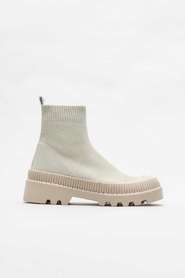 Bej kadın bot, günlük kullanım için - Elle Shoes