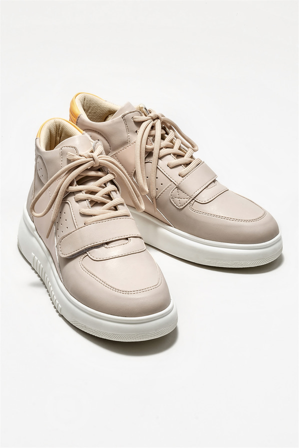 Bej kadın bot, günlük kullanım için - Elle Shoes