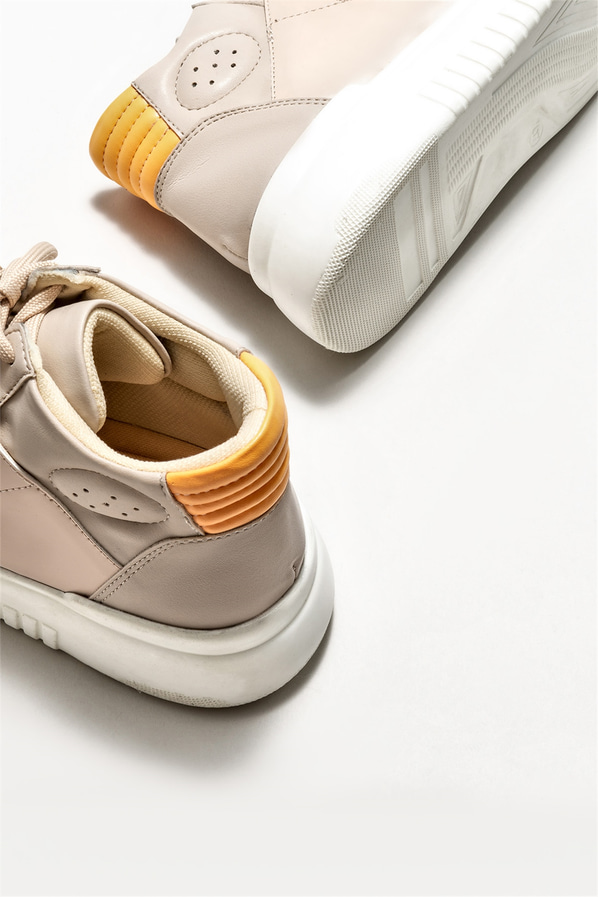 Bej kadın bot, günlük kullanım için - Elle Shoes