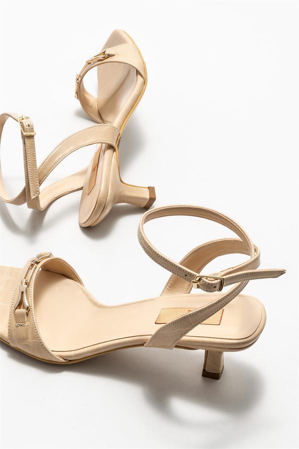 Bej topuklu kadın sandalet - Elle Shoes