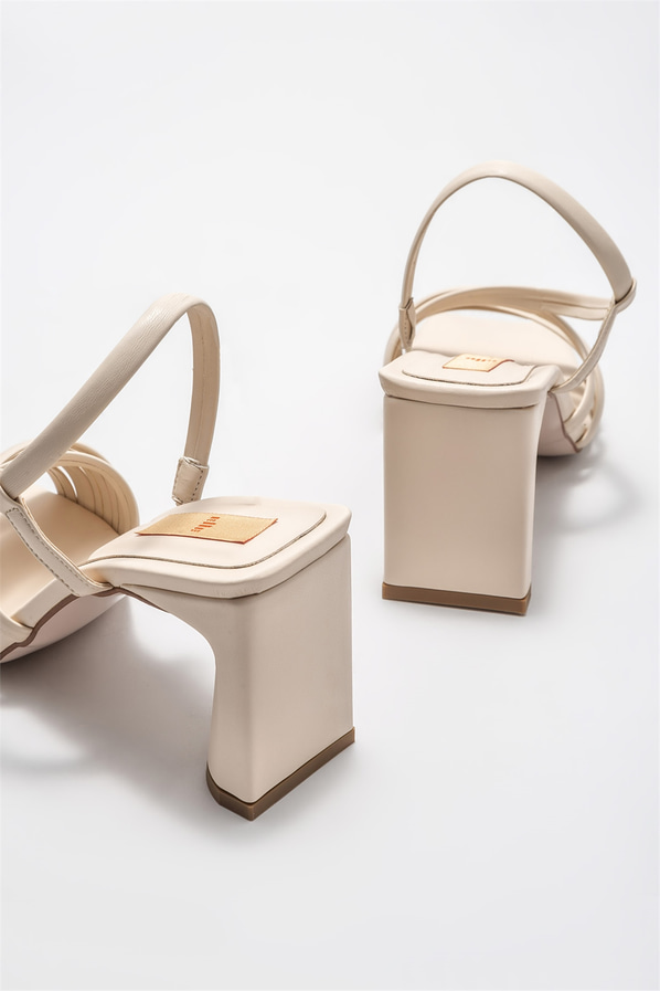 Bej topuklu kadın sandalet - Elle Shoes