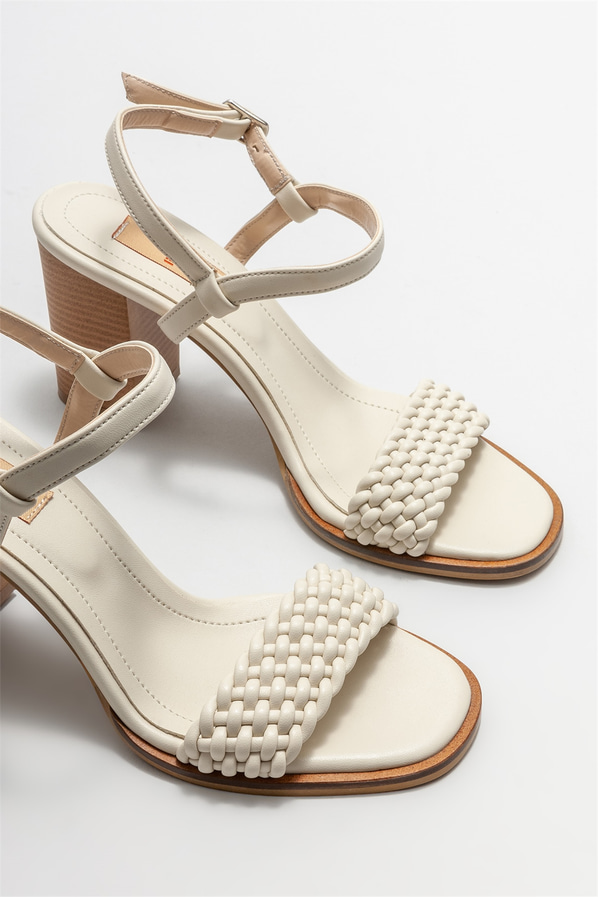 Bej topuklu kadın sandalet - Elle Shoes