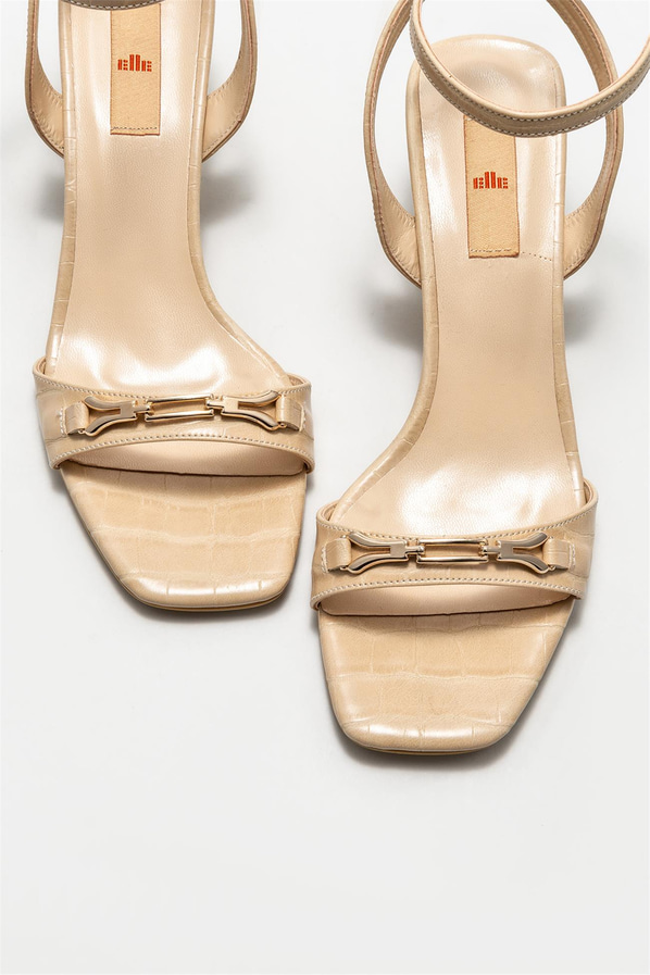 Bej topuklu kadın sandalet - Elle Shoes