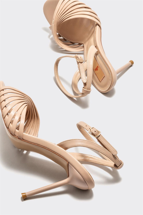 Bej topuklu kadın sandalet - Elle Shoes