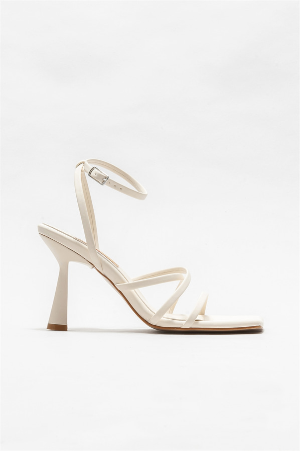 Bej topuklu kadın sandalet - Elle Shoes