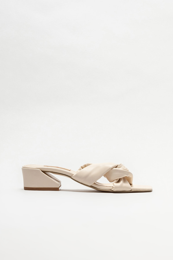 Bej topuklu kadın terlik - Elle Shoes